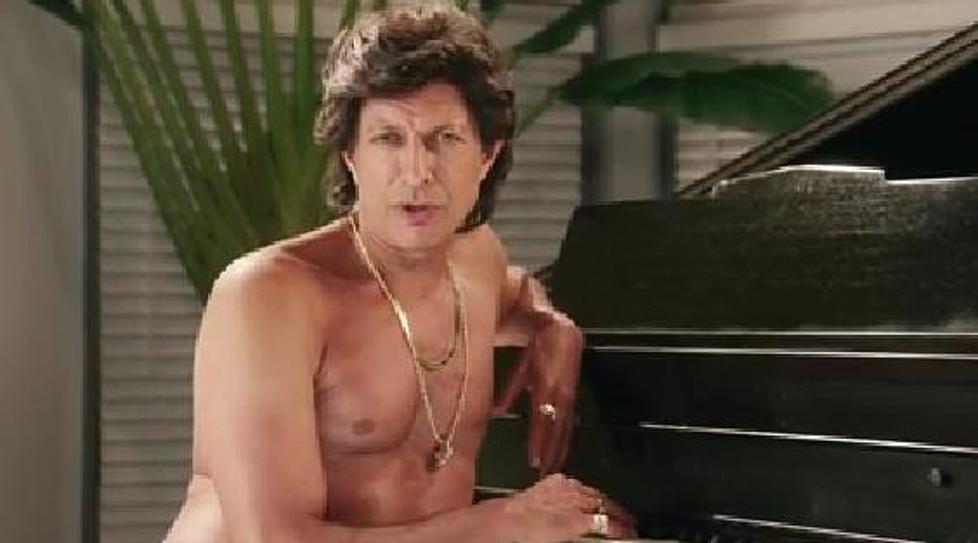 Jeff Goldblum stars In Sexiest General Electric Commercial Ever [VIDEO]