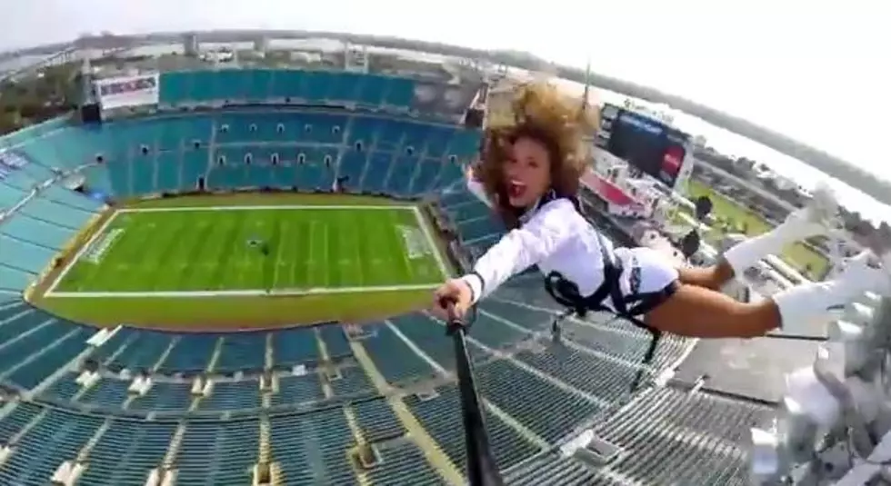 Jacksonville Jaguars Cheerleaders Jump Off Top Of Stadium [VIDEO]