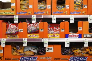 What is the Worst Halloween Candy, &#038; Why is it Definitely Candy Corn