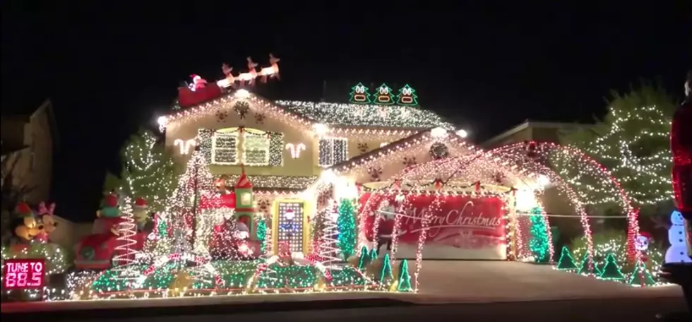 Epic Holiday Light Display Pays Tribute to AC/DC&#8217;s Malcolm Young