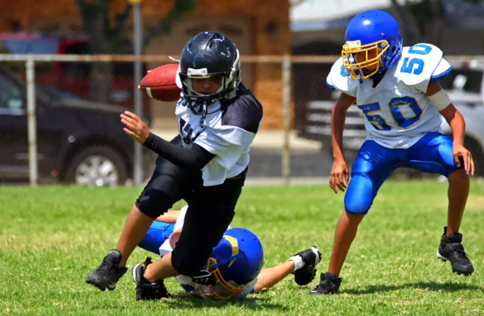New York Lawmaker Wants To Ban Youth Tackle Football