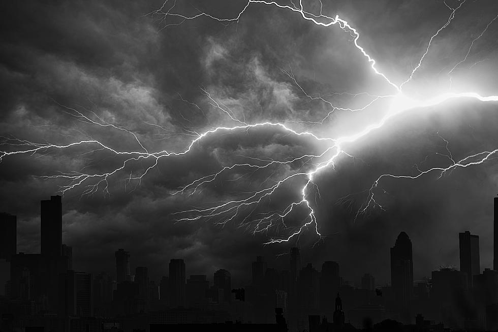 Lightning Strike 2 New York Landmarks at Same the Time