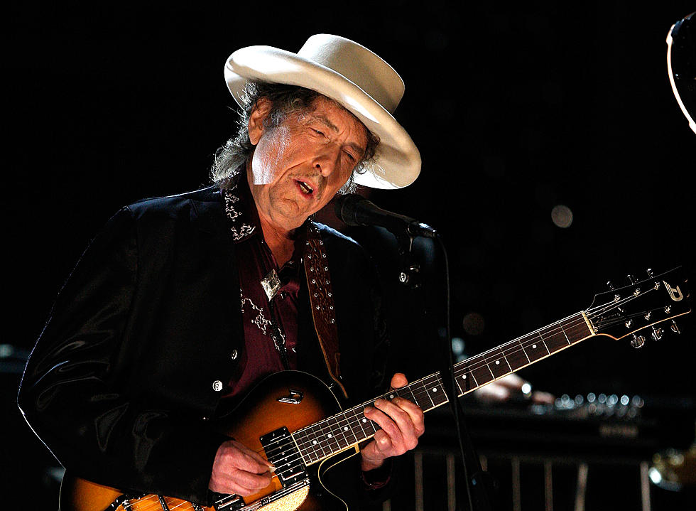 He's Back! Bob Dylan Plots Tour with 5 New York Shows this Nov