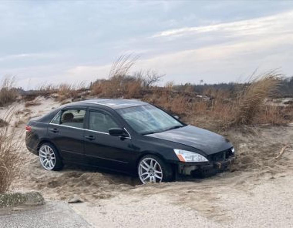 Car Stuck On New York Beach! You Won&#8217;t Believe How This Happened!