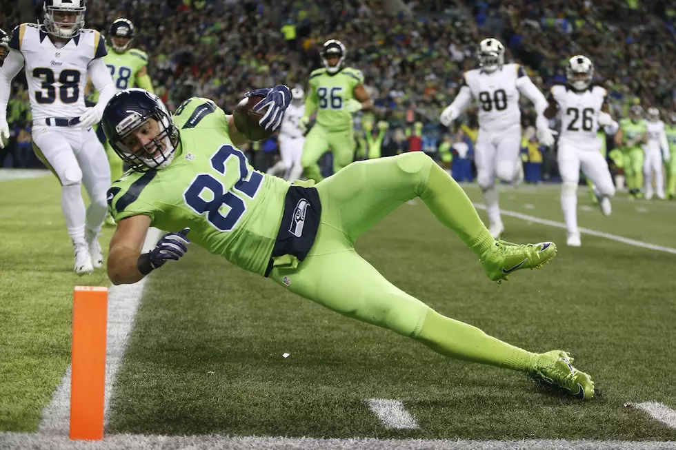 Seahawks Clinch NFC West Title With 24-3 Rout Of Rams