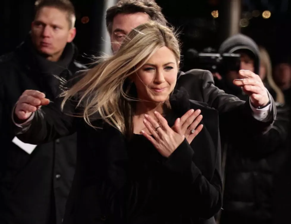 Jennifer Aniston and George Clooney Married? (AUDIO)
