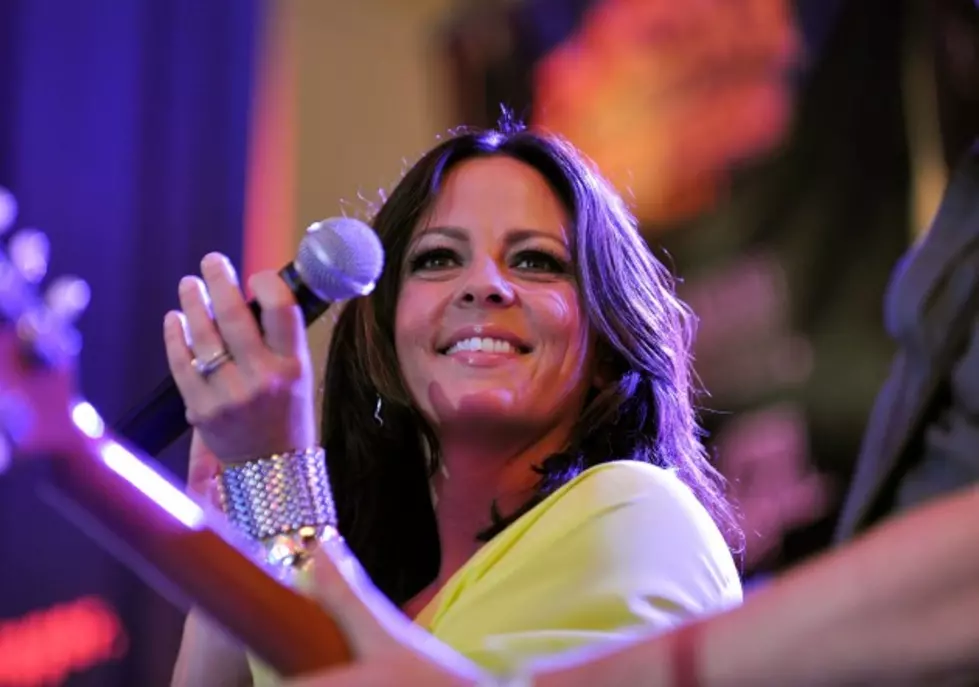 Sara Evans Thanks Reba and Martina For Inspiration And Advice &#8211; Online EXCLUSIVE [AUDIO]
