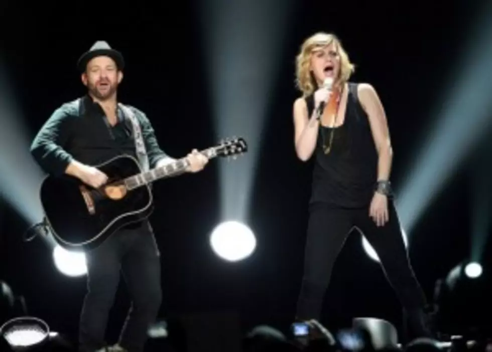 Sugarland Sued Over Indianapolis Stage Collapse