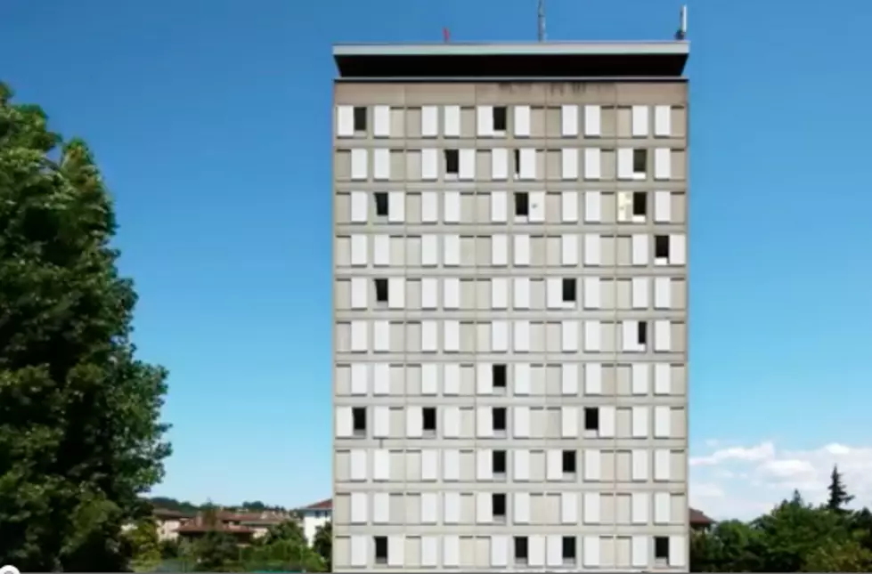 A Swiss Building Who’s Windows Open and Close To The Beat [VIDEO]