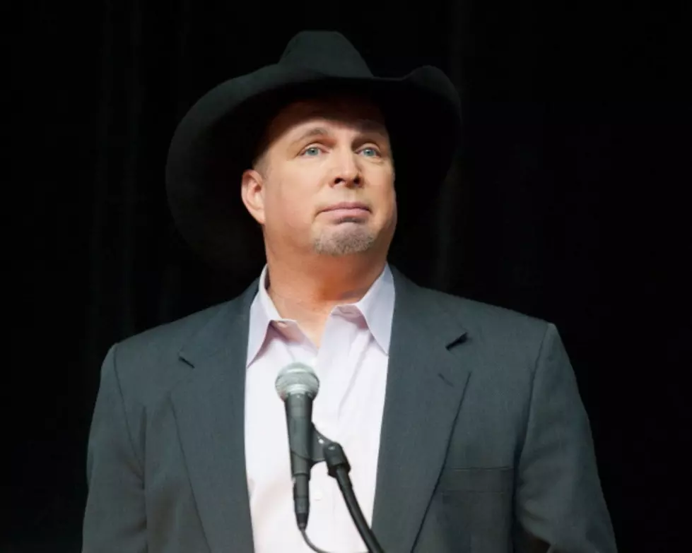 Garth Brooks Trivia &#8211; Today In History