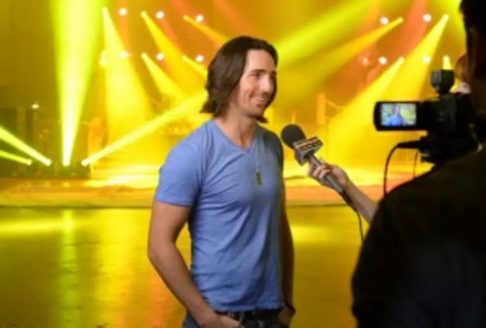 Will Jake Owen Have A Tiki Bar On Stage At Countryfest? And Will YOU Be Sitting There?