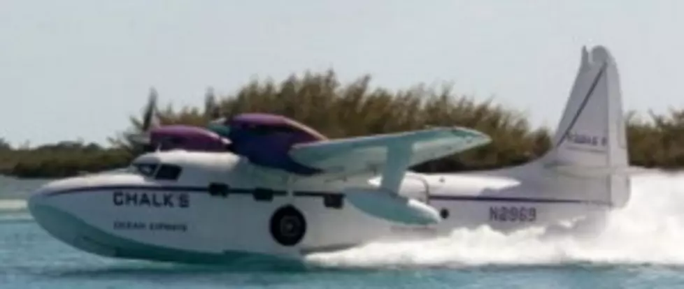 Amazing Video &#8211; Plane JUST Misses Landing On A Sunbather