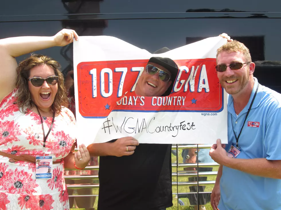 Countryfest Stars Get 'GNA'd