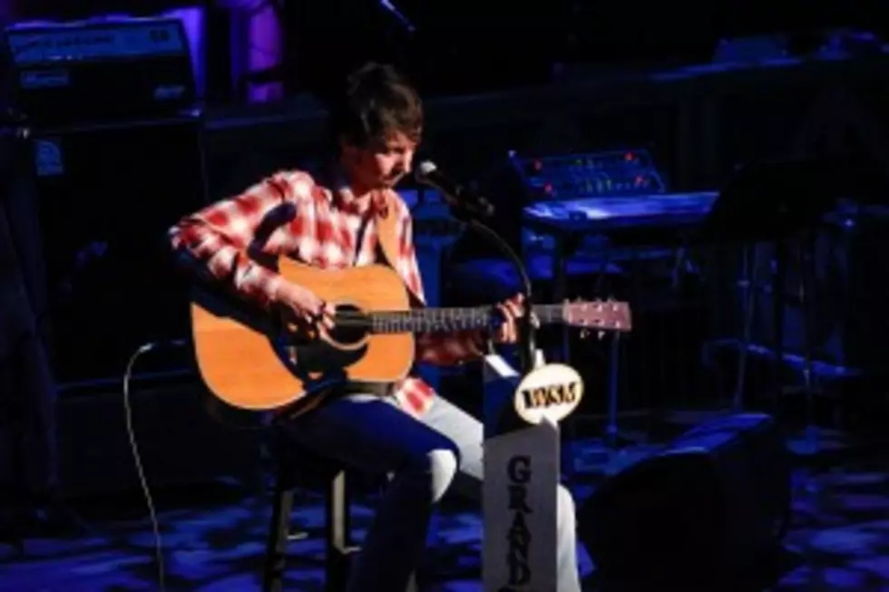 Check Out New Country Artist Mo Pitney: If You Have Ever Loved A Dog, You Will Love This Song!