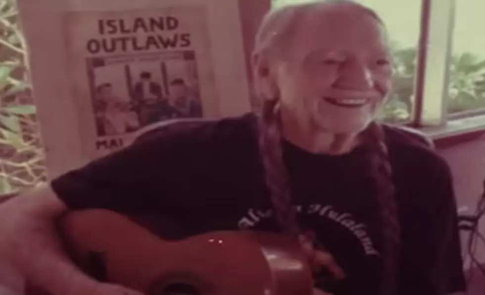 Willie Nelson and Merle Haggard Release New Video [Watch]