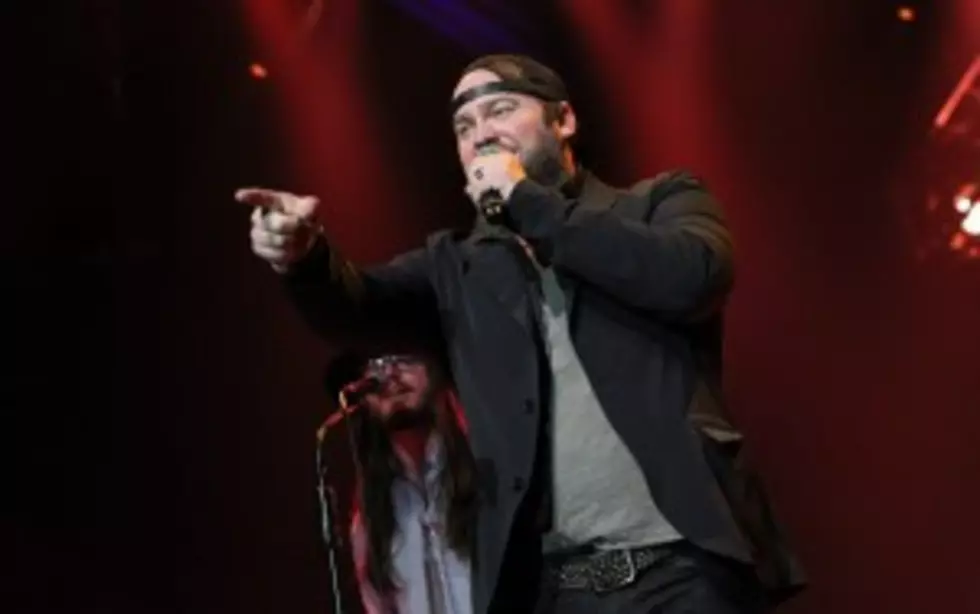 Lee Brice Helps Fan With Ultimate Wedding Proposal [VIDEO]