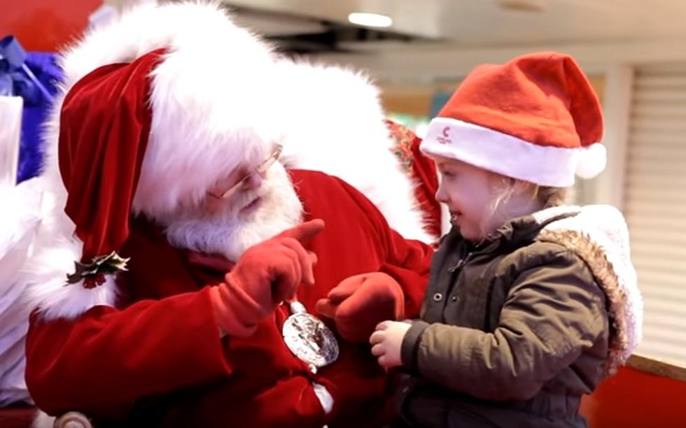 Was This The Real Santa At A Mall In England? – I Say YES! [VIDEO]