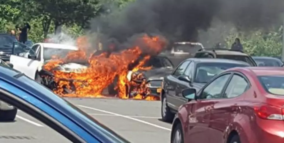 Market Bistro Latham – Two Cars Start on Fire [Watch]