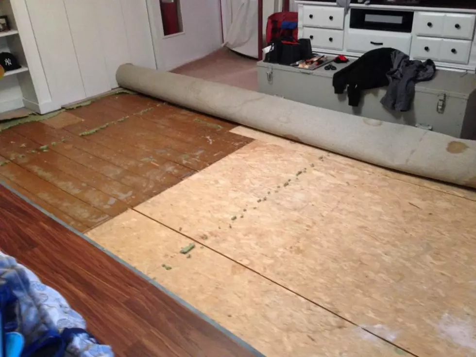 DIY: I Just Redid My Bedroom Floor and It Came Out Fantastic [PICS & VIDEO]