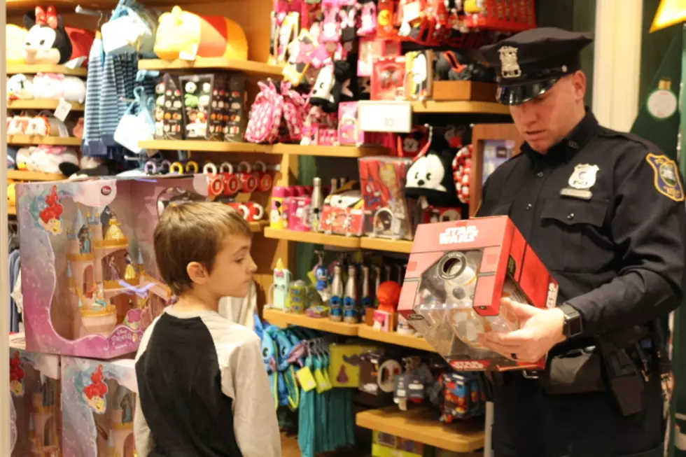 Help a Child Celebrate the Holidays With WGNA’s Shop With a Cop [DONATE]
