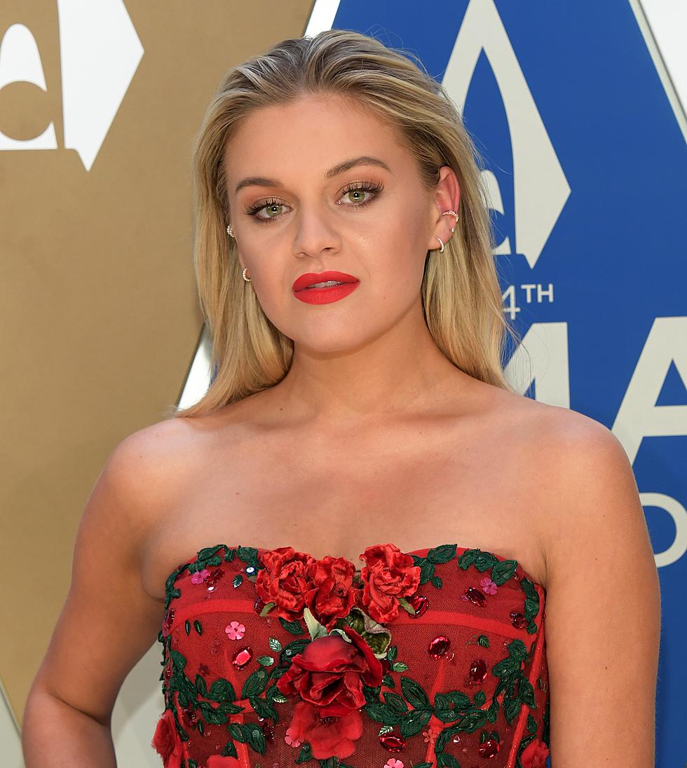 Kelsea Ballerini Talks Tik Tok Obsessions and a Super Awkward Moment with Eric Church