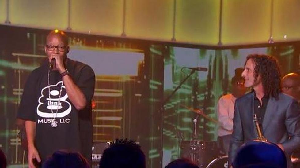 Warren G and Kenny G Perform ‘Regulate’ on ‘Jimmy Kimmel Live!’