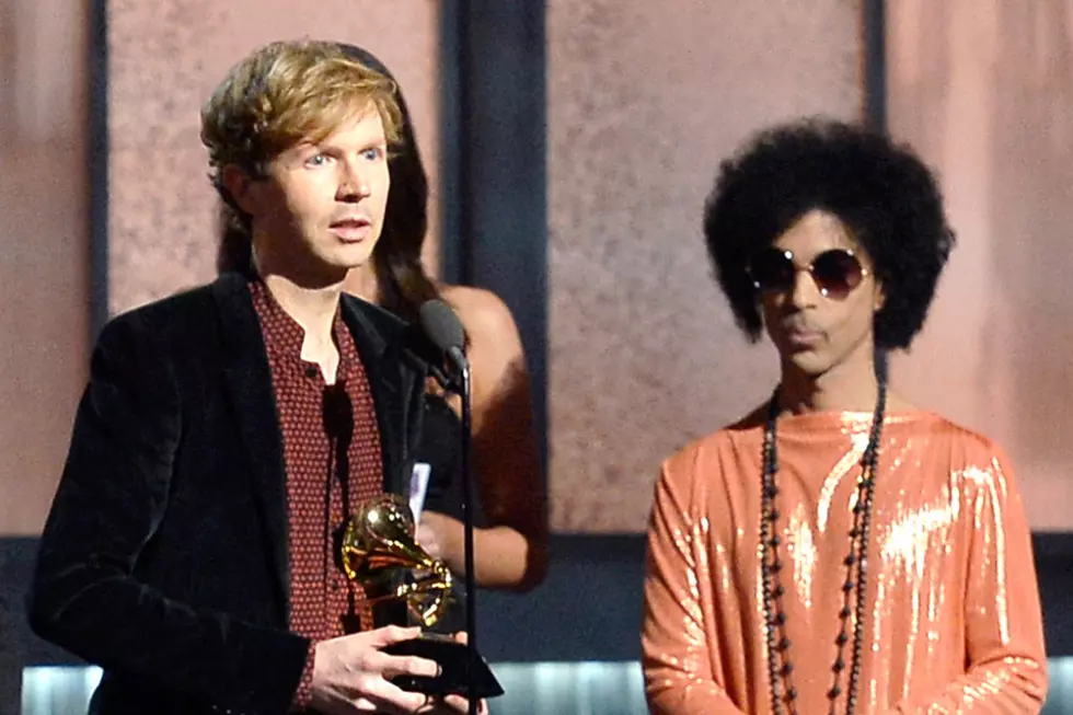 Paul Stanley From Kiss Says Beck &#8220;Should Have Kicked Kanye West Right In The Nuts&#8221;