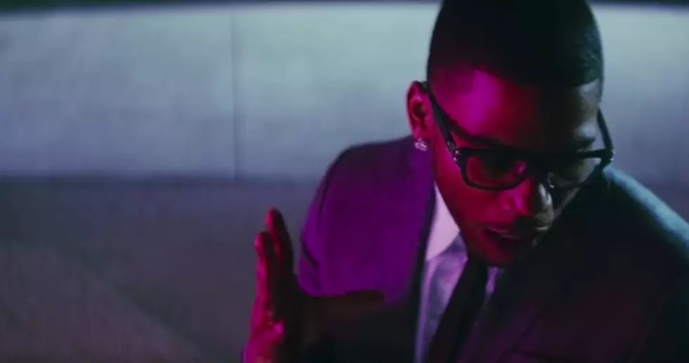 Nelly and Jeremih Hit the Hotel Lobby in "The Fix" Video