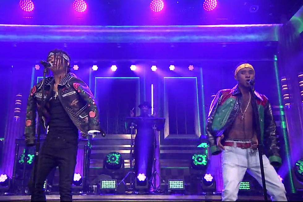 Rae Sremmurd Tear Up the 'Fallon' Stage With "Look Alive" Performance