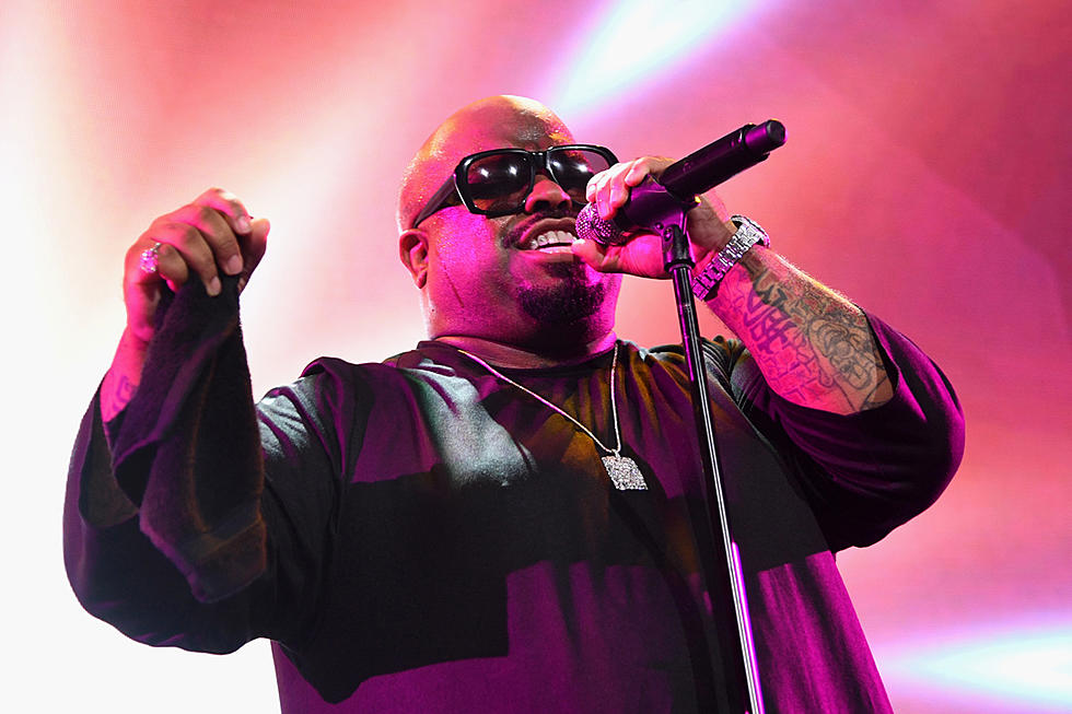 Ceelo Green Apologizes for Saying "F*!k" Super Bowl Protesters