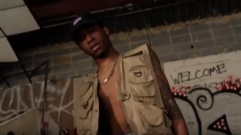 Well$ and Deniro Farrar Embody “98 Juvie” in New Video