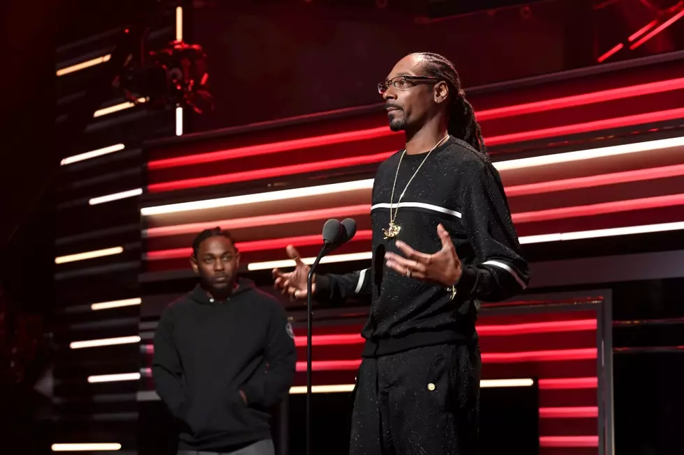 Snoop Dogg Honored, Gucci Mane Performs and More at 2016 BET Hip Hop Awards