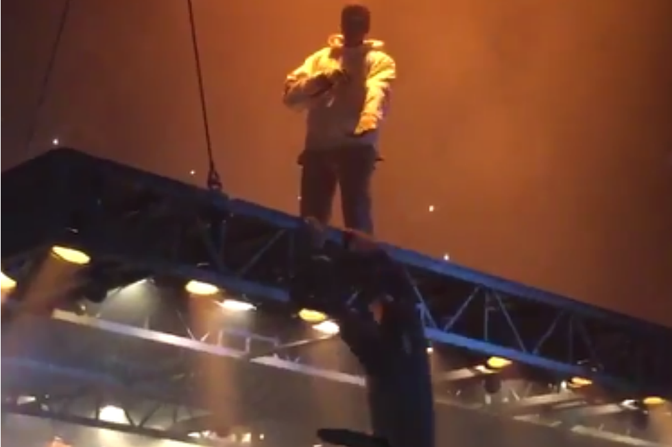 Kanye West Fan Tries to Climb Floating Stage at Saint Pablo Tour