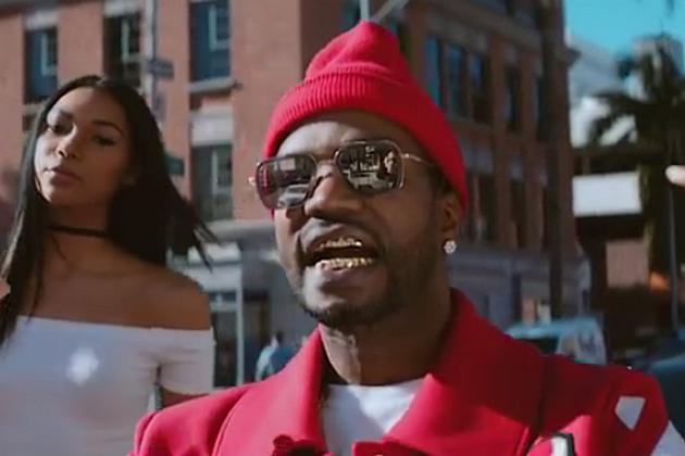 Juicy J and Slim Jxmmi Toss Hella Bands in &#8220;Gimme Gimme&#8221; Video
