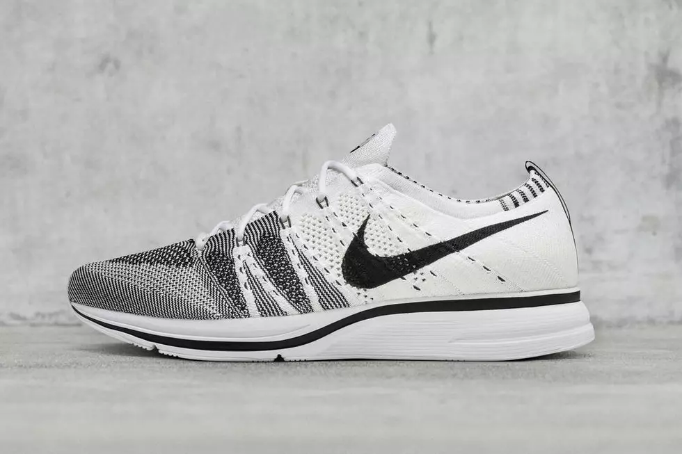 Nike to Release Flyknit Trainer This Month