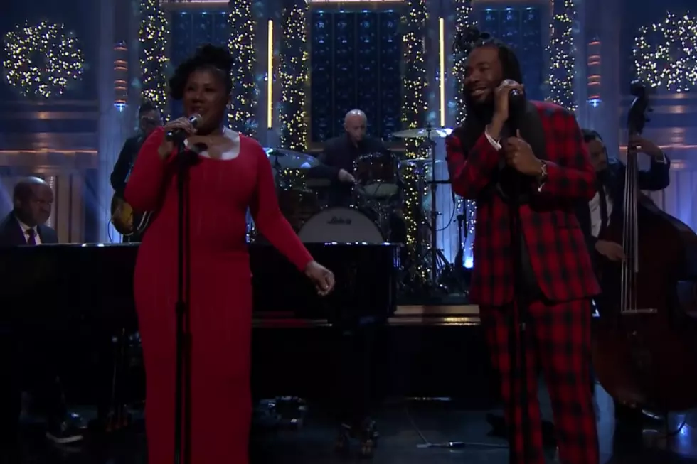 DRAM and His Mom Perform ''Silver Bells'' on 'The Tonight Show'
