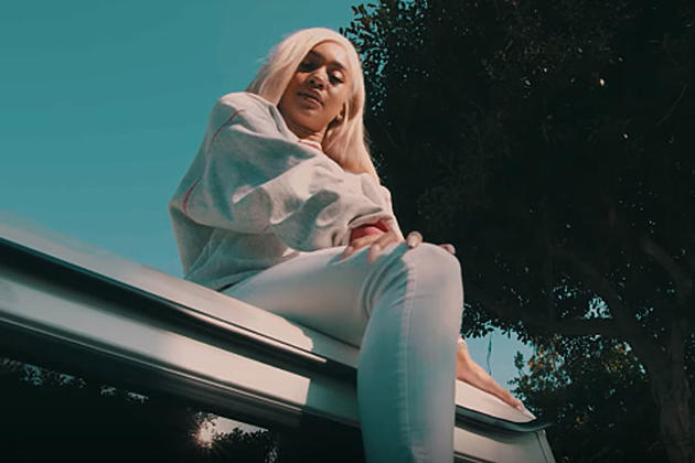 Saweetie Doesn&#8217;t Let Anything Distract Her in “Focus” Video