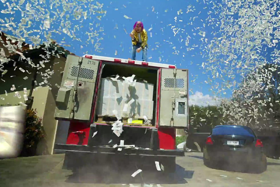 Lil Pump Causes a Money Tornado in "Esskeetit" Video