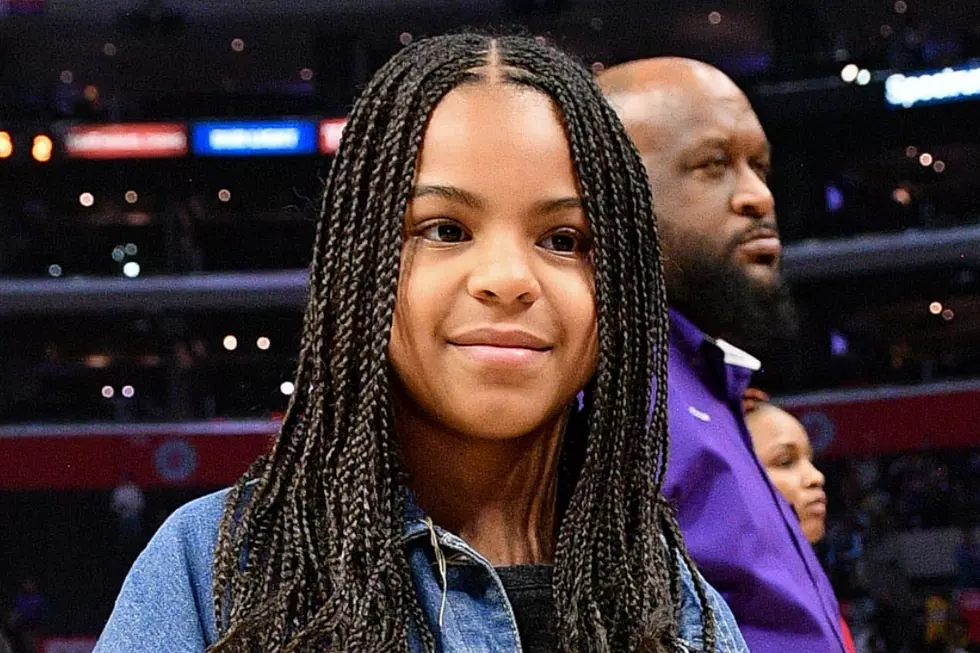Jay-Z, Beyonce's Daughter Blue Ivy Bids $80,000 on Earrings