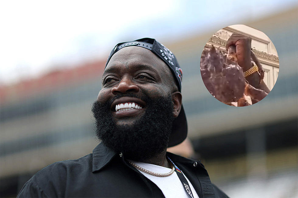 Rick Ross Shows Off Gigantic 10-Pound Crab He Plans to Eat for Dinner – Watch