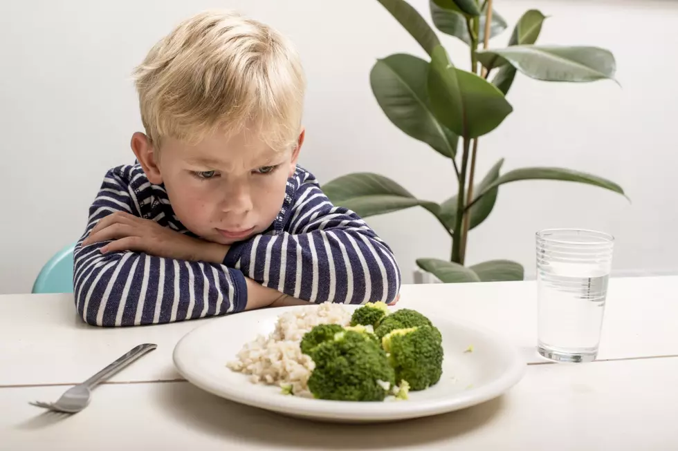 Kid Calls 911 To Complain About Not Liking Salad Two Times