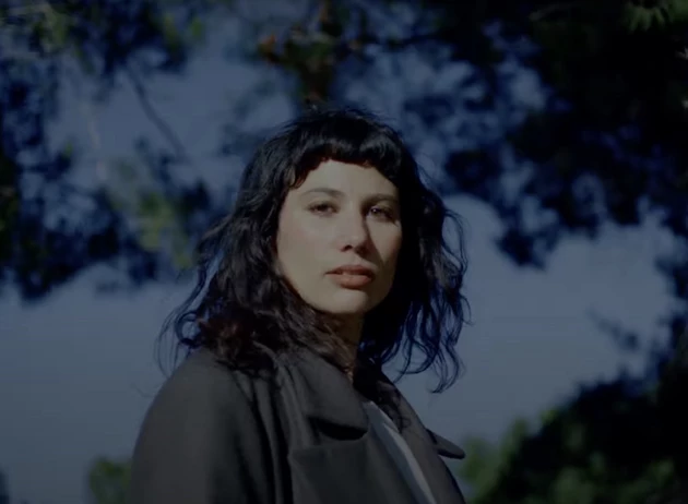 video: Lisel &#8211; Blades of Grass