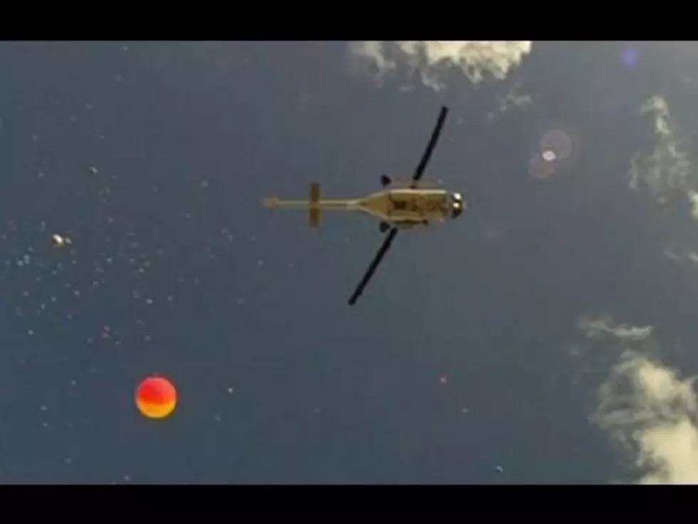 20,000 Bouncy Balls Dropped From Helicopter [VIDEO]