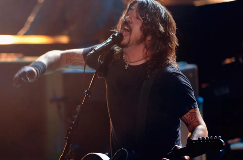 Foo Fighters Jam With Alice Cooper In England [VIDEO]