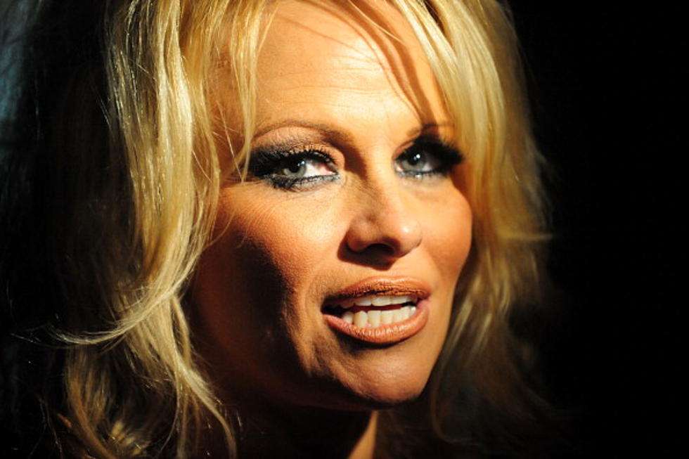 Pam Anderson To Star As Virgin Mary