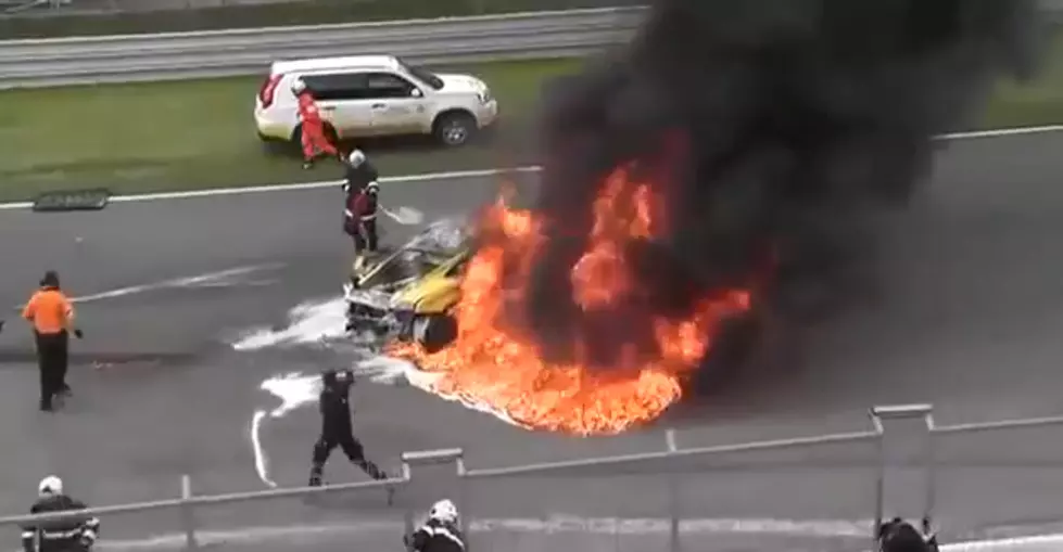 Lamborghini Gallardo LP560 Crashes and Goes up in Flames [VIDEO]