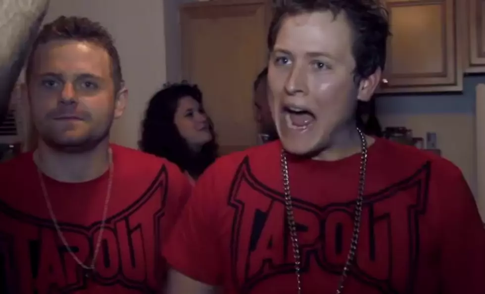 Man Stands up to Douchebags Wearing Tapout Shirts at Party [VIDEO]