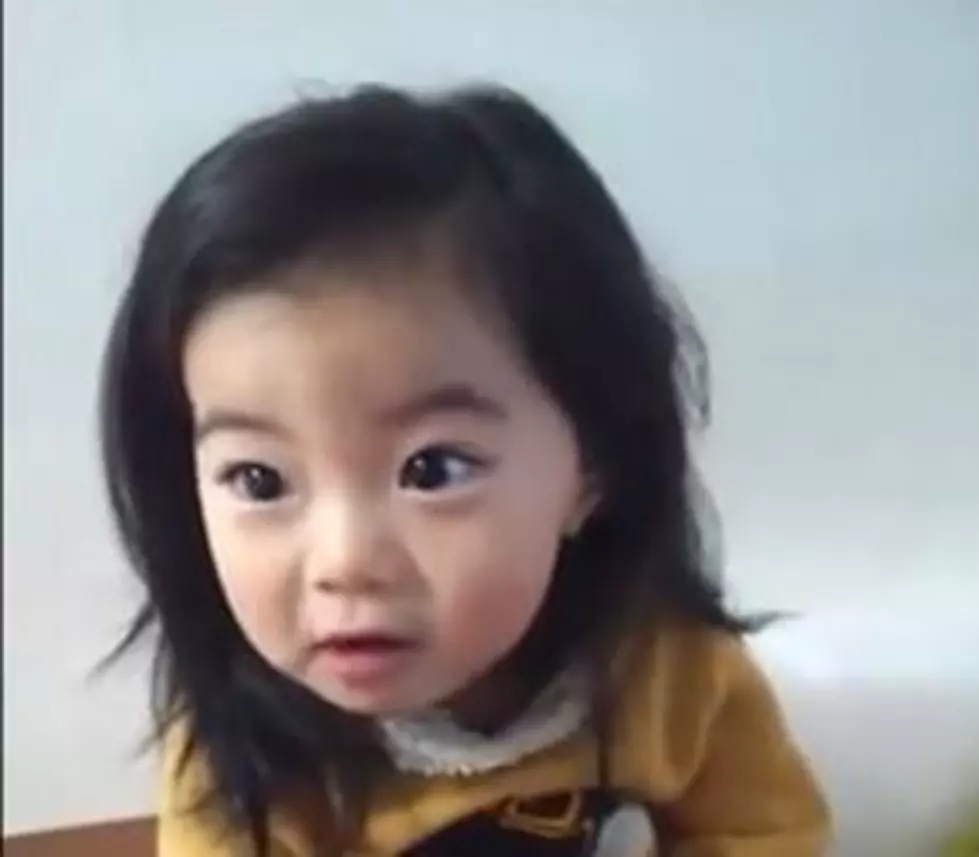 Mom Attempts to Teach Cutie Kid Not To Go With Strangers [VIDEO]