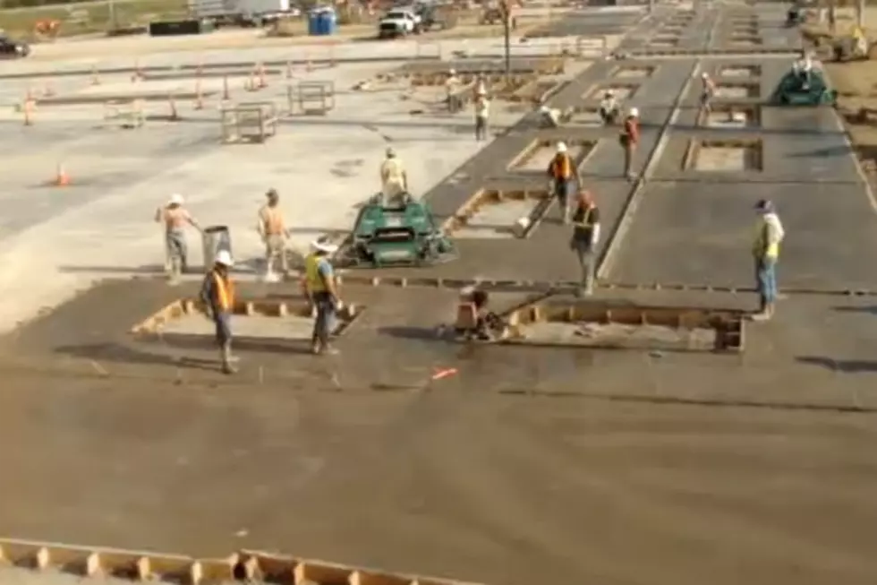 Concrete Buffer Goes Crazy, Workers Can’t Stop It [VIDEO]