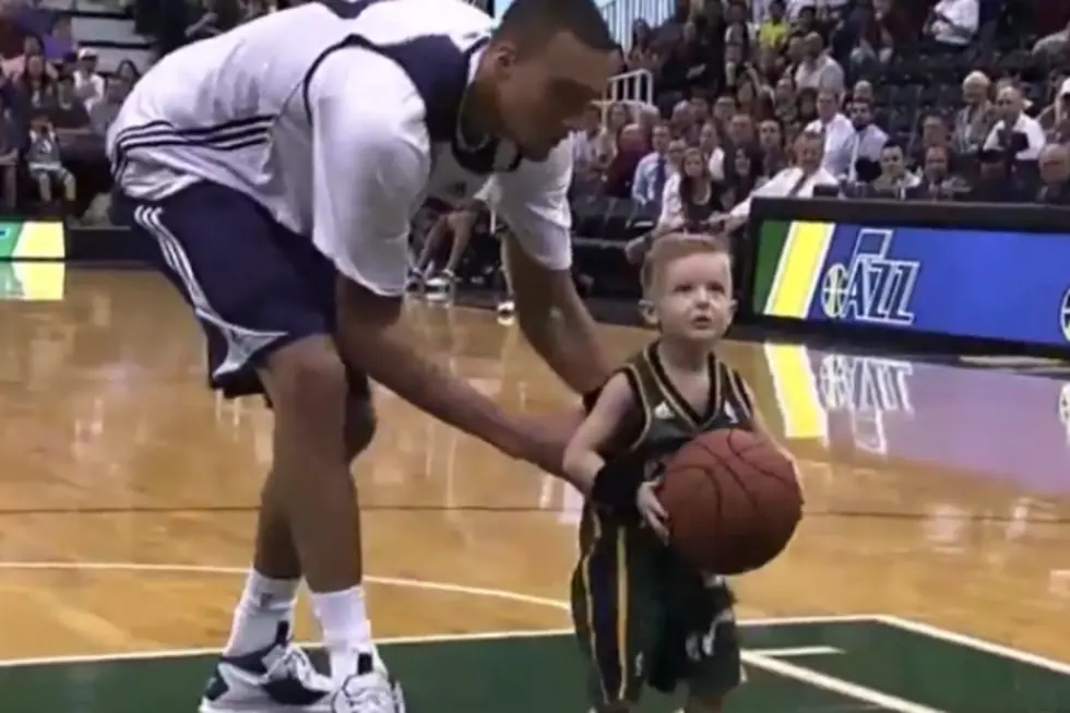 Utah Jazz Sign 5-Year-Old Cancer Patient To One Day Contract [VIDEO]